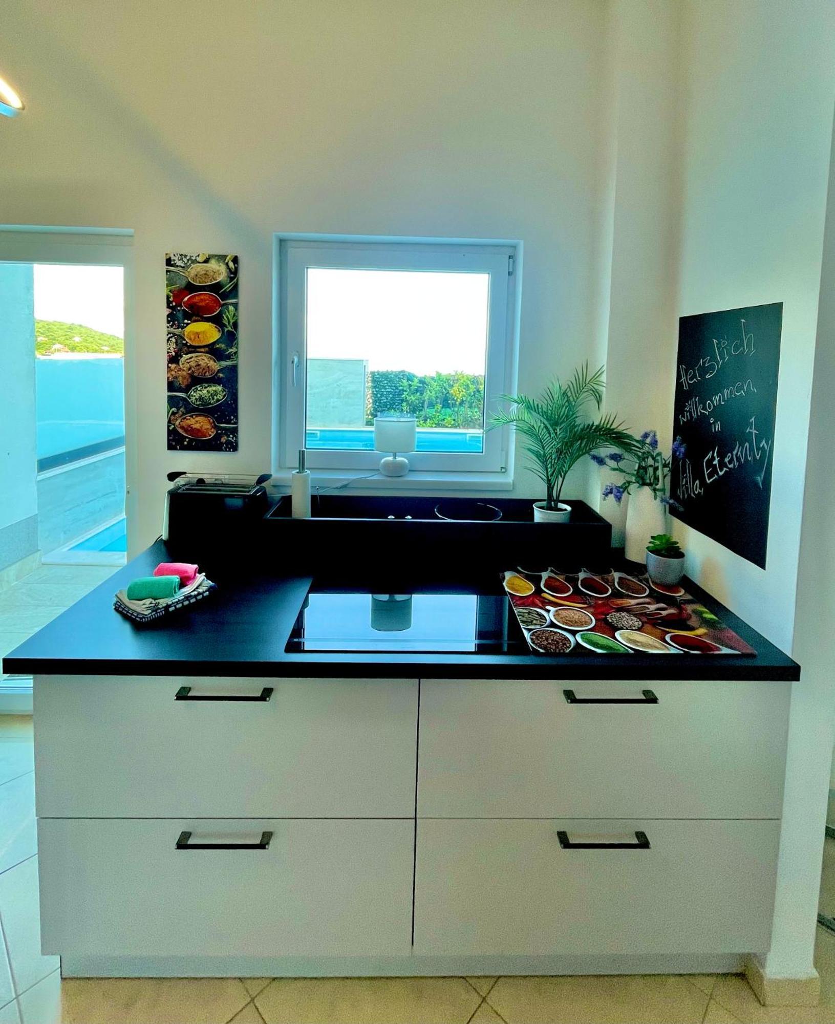 Luxury Villa Eternity - Marvelous Sea View - Box Spring Beds - Opatija-Poljane Exteriér fotografie